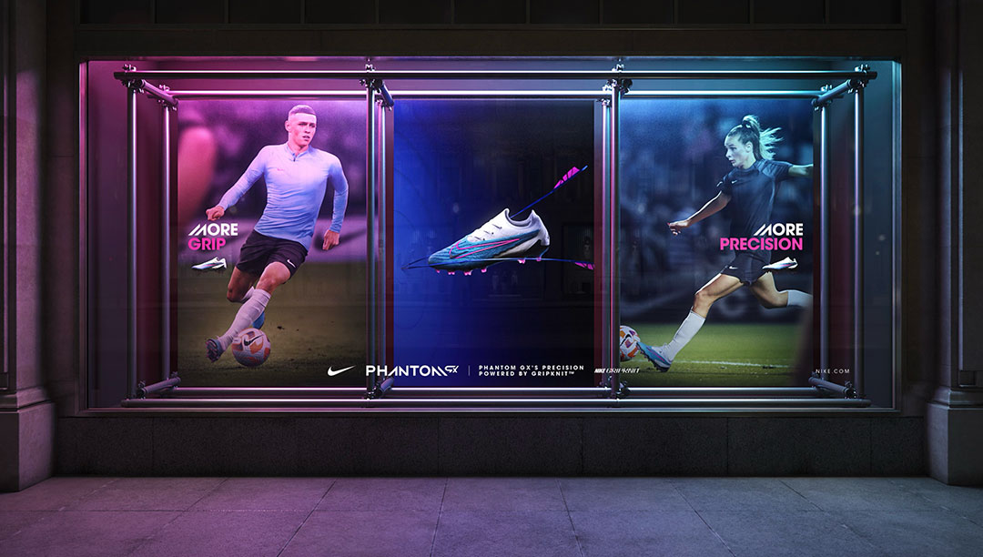 phantom gx window display